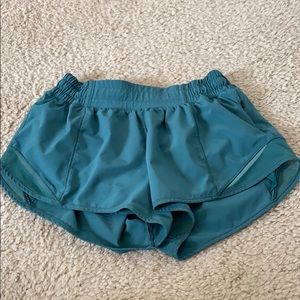 Green lululemon hotty hot shorts